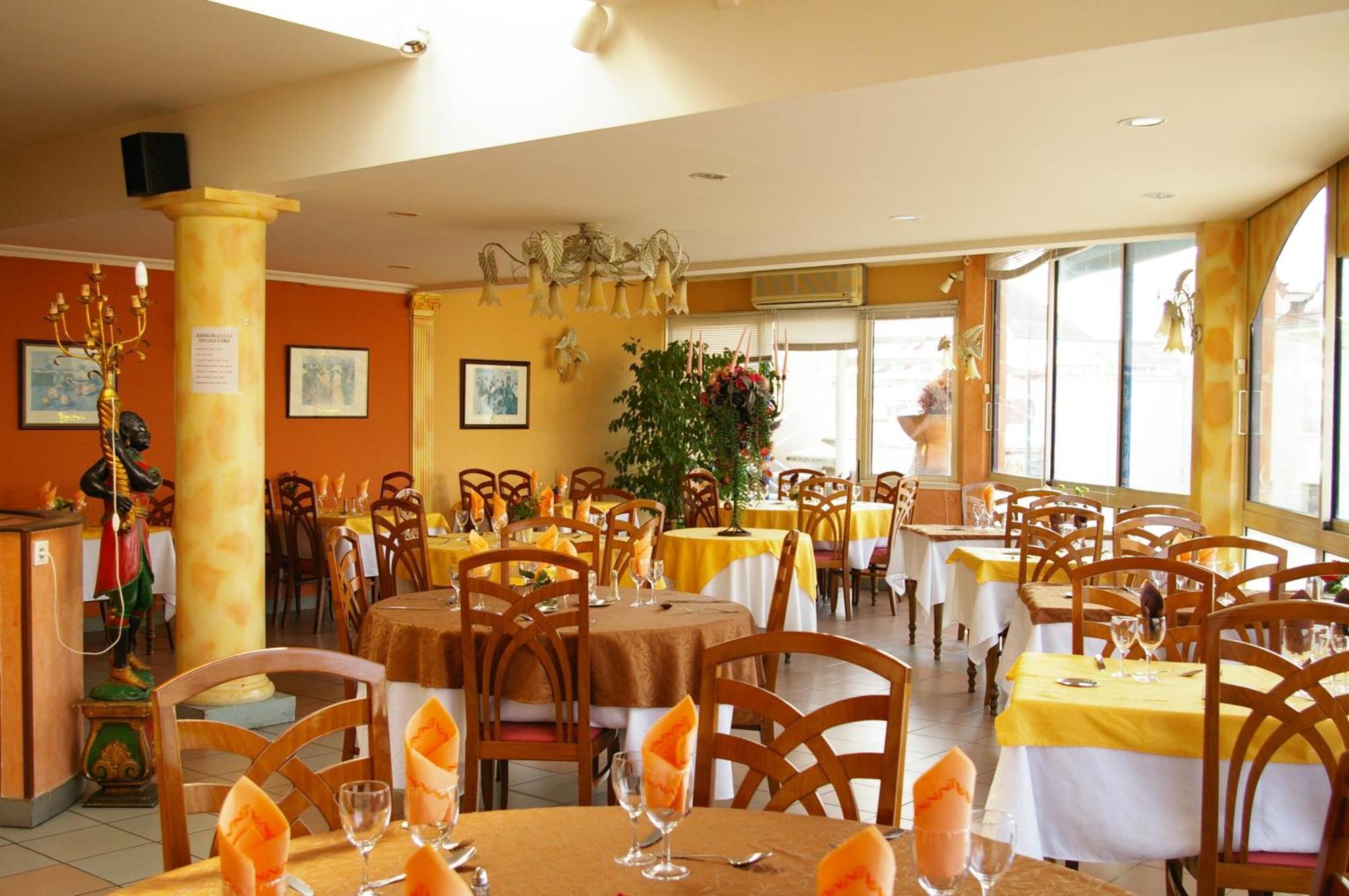 Hotel Le Roi Gourmand Pamiers Exteriör bild